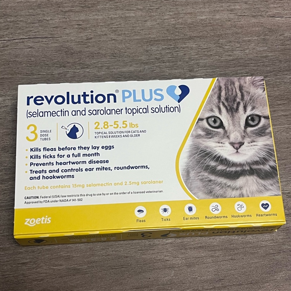 Flea and tick topical for small cats 2-5.5 lbs